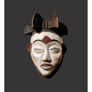 Okuyi Punu Mask Gabon