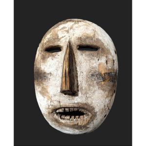 Kumu Mask, Rdc