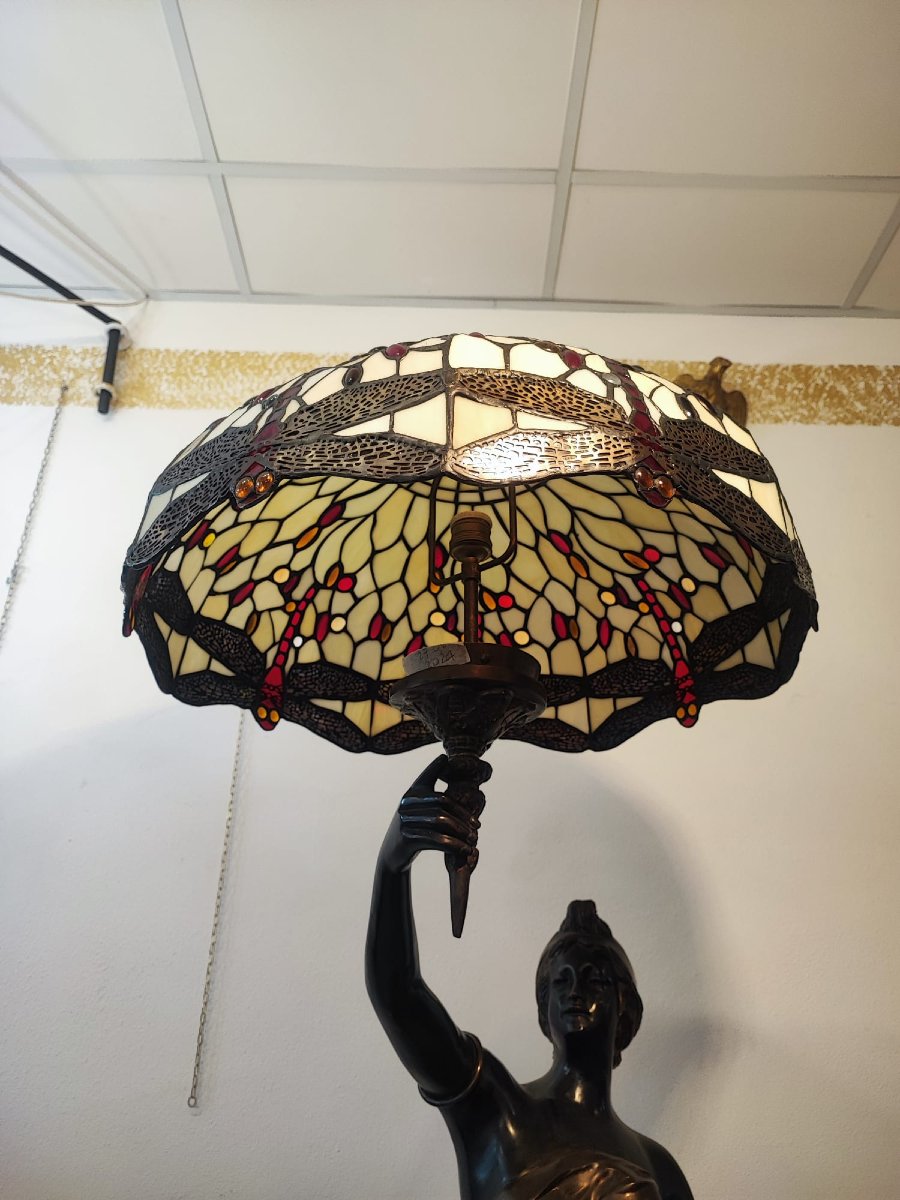 Sculpture en bronze avec lampe de style Tiffany-photo-1