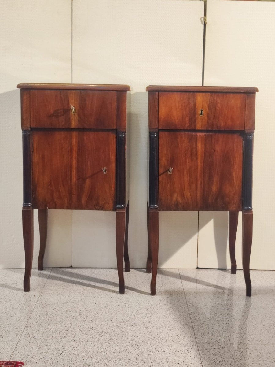 Paire de tables de chevet-photo-1