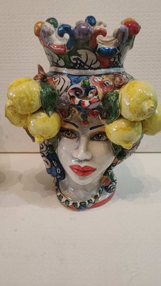  Moor's Head Vases From Caltagirone-photo-3