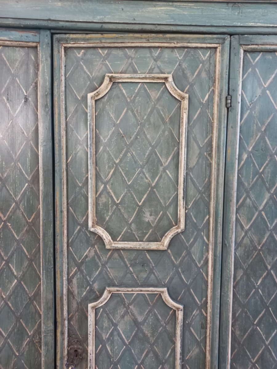 Antique Lacquered Cabinet-photo-4