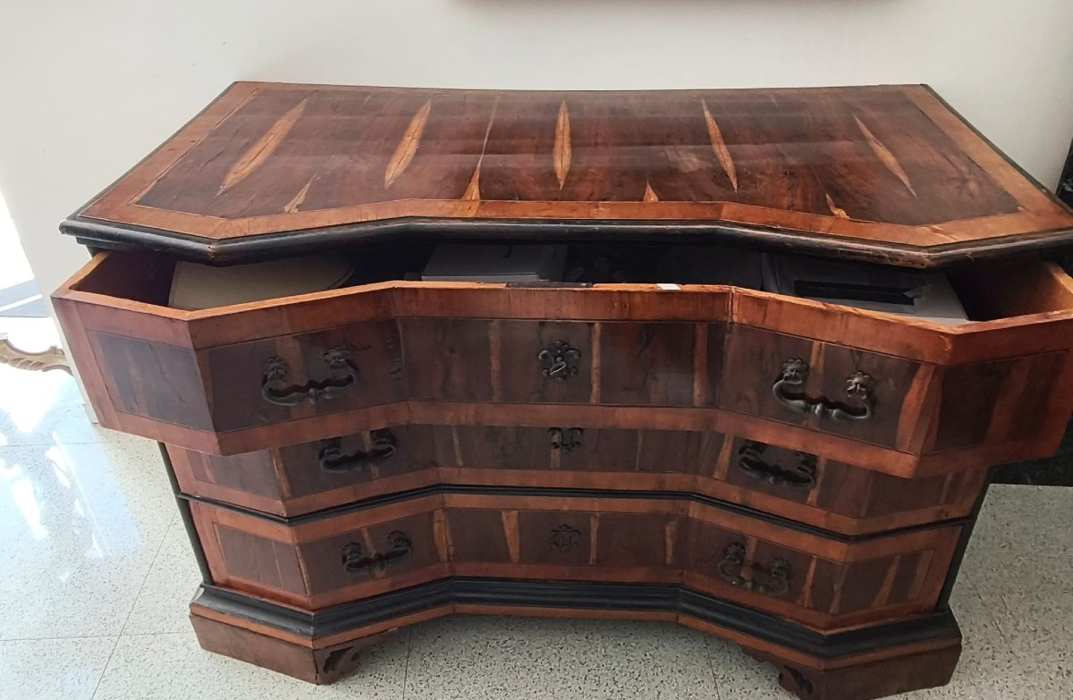 Commode du XVIIe siècle-photo-3