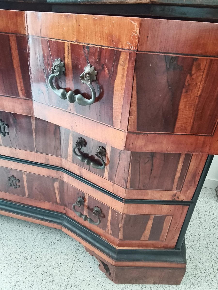 Commode du XVIIe siècle-photo-2