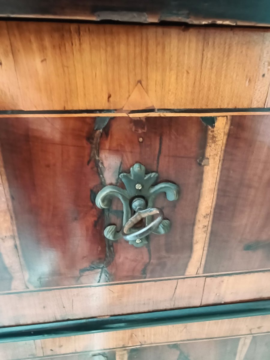 Commode du XVIIe siècle-photo-5