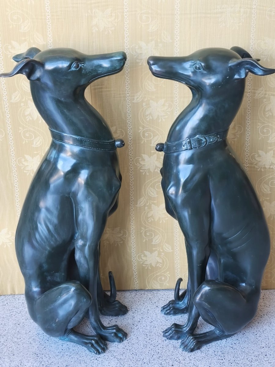 Sculptures en bronze (lévriers)