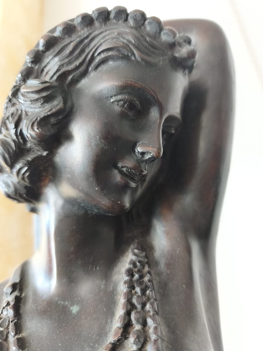 Sculpture féminine en bronze-photo-3