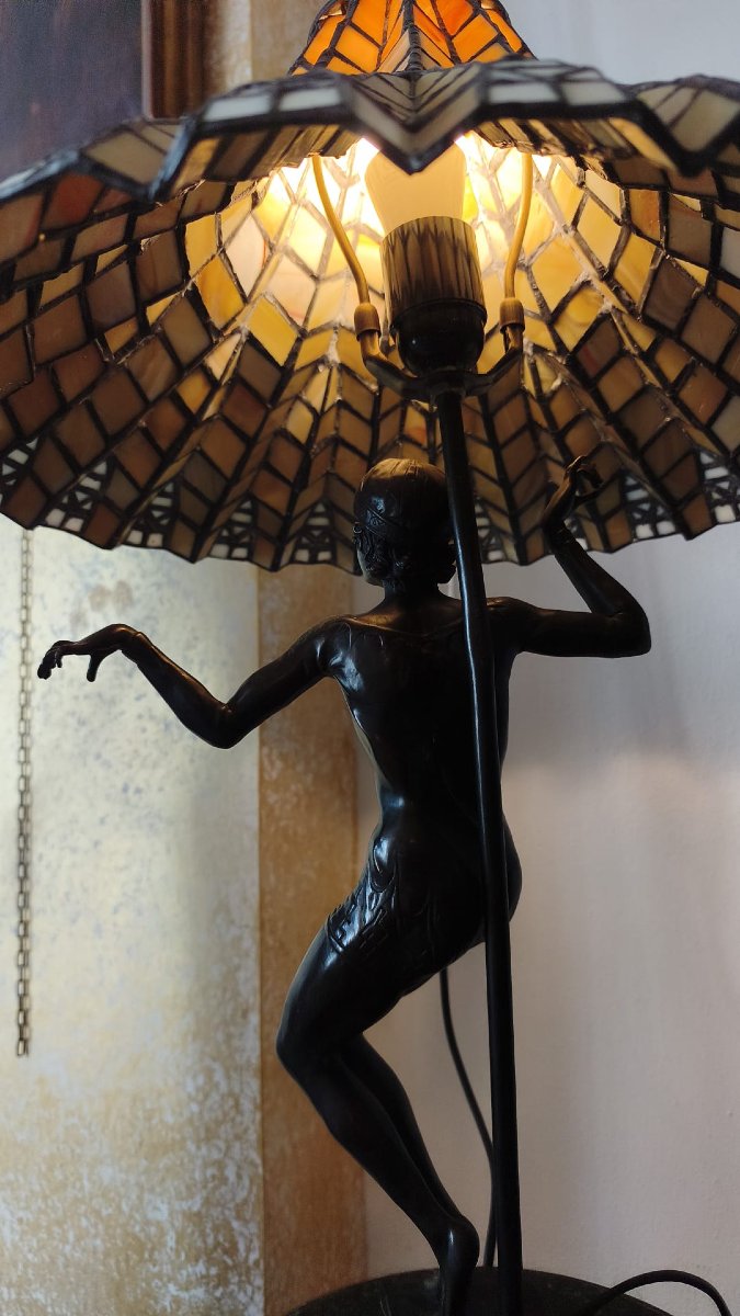 Sculpture avec lampe-photo-3