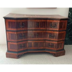 17th-century Chest Of Drawers