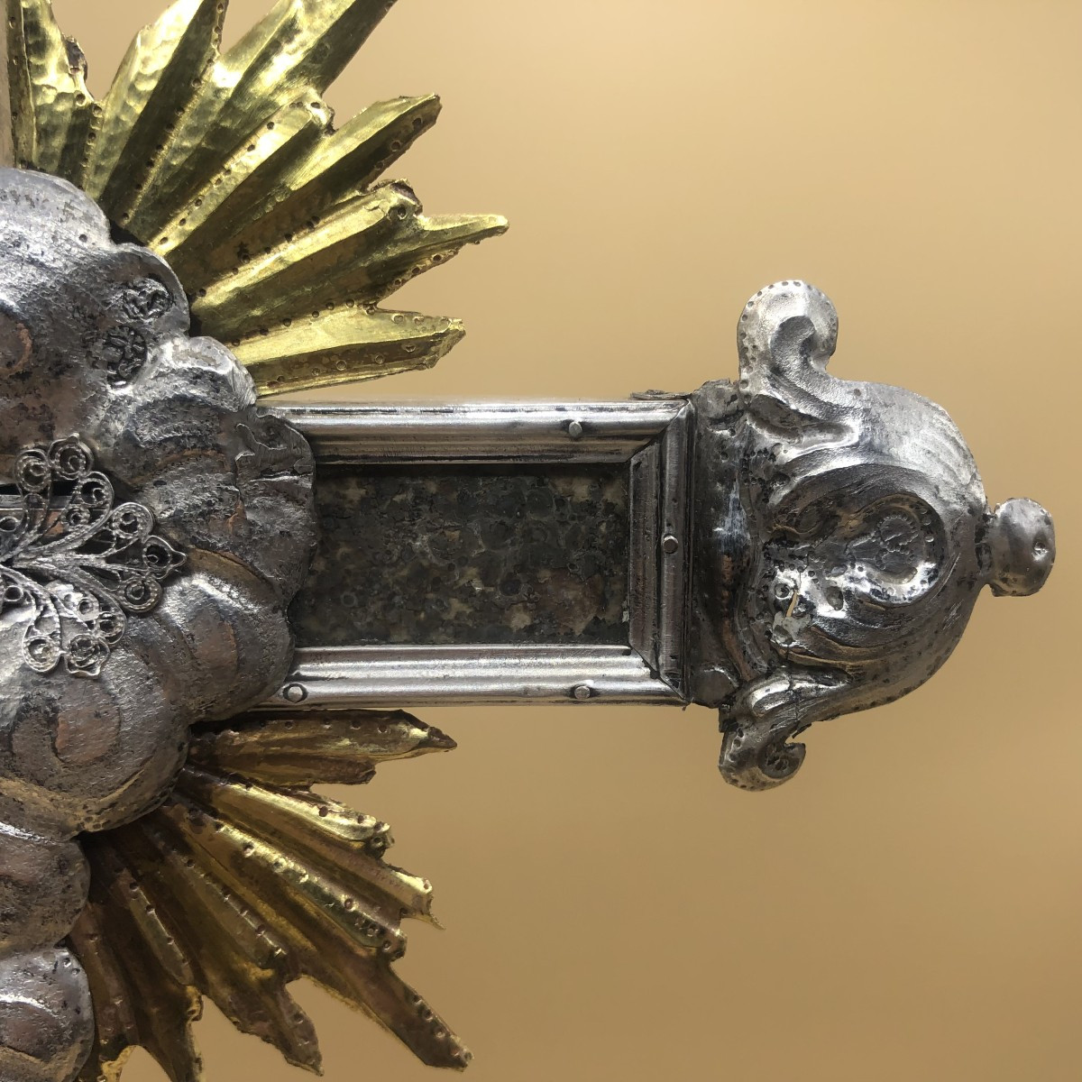 Reliquaire en argent de la Sainte Croix du XVIIIe siècle-photo-3