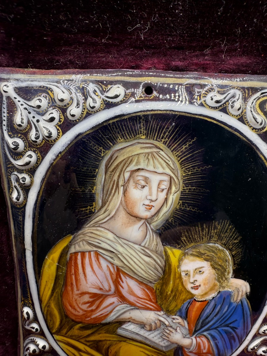 Limoges Enamel On Copper, 17th Century, Depicting St. Anne And The Child Mary. -photo-2