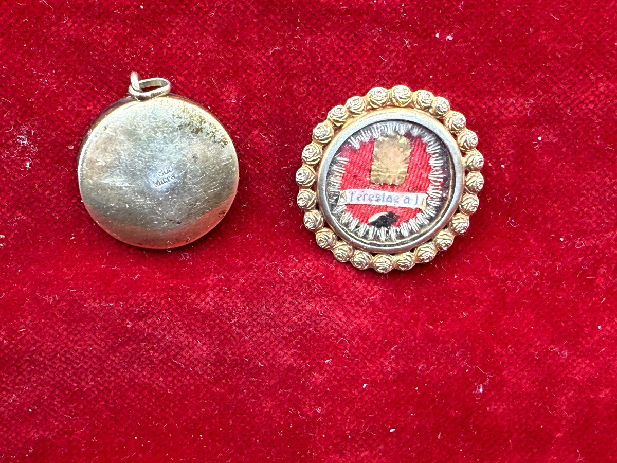 Reliquaire en argent de sainte Thérèse de l'Enfant Jésus 