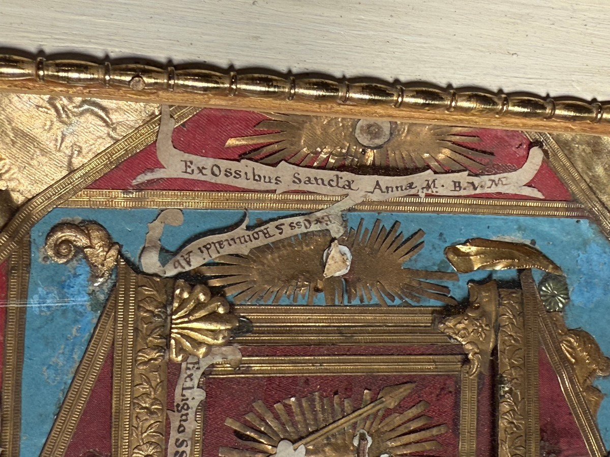 Paperolle Reliquary Frame With Seven Relics, Including The Holy Cross Of Our Lord Jesus Christ.-photo-3
