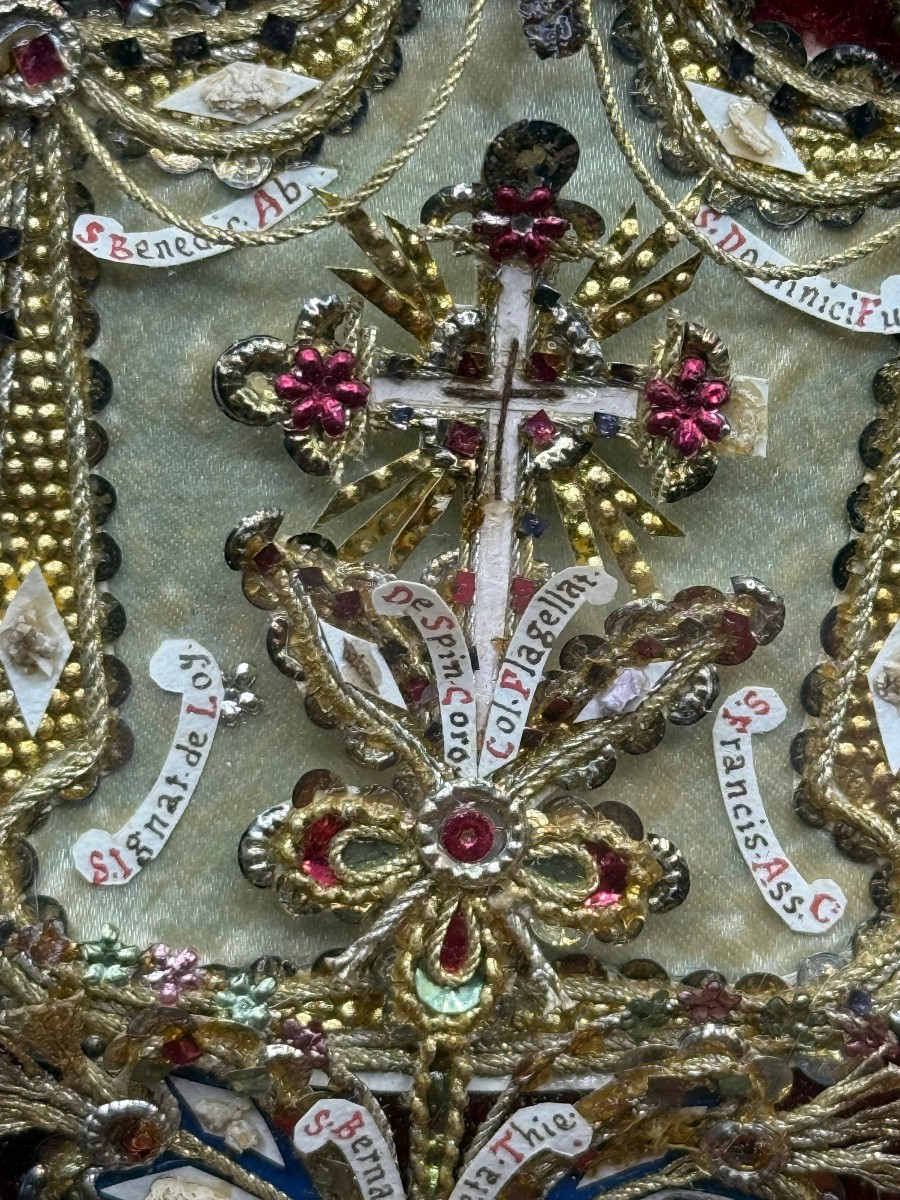Oval-shaped Reliquary With 36 Relics Of Saints And The Passion, Plus The Holy Cross Of Our Lord-photo-2