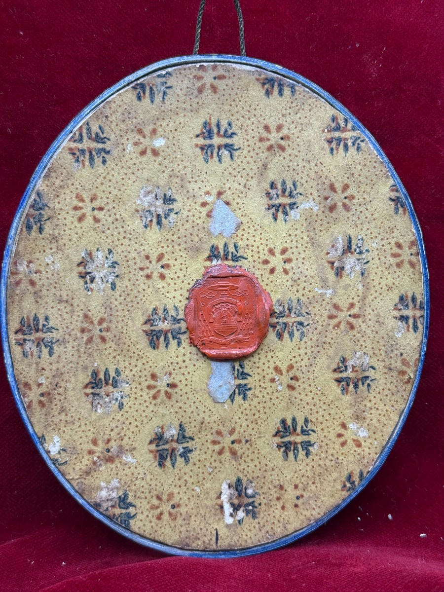 Oval-shaped Reliquary With 36 Relics Of Saints And The Passion, Plus The Holy Cross Of Our Lord-photo-2