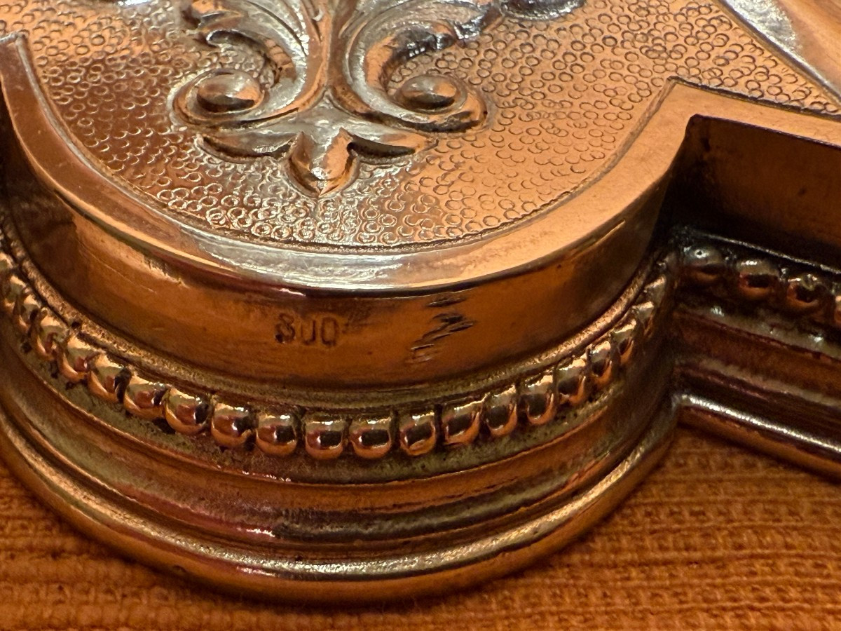 Gothic-style Embossed And Engraved Silver Chalice, Complete With Paten In Its Case. -photo-8