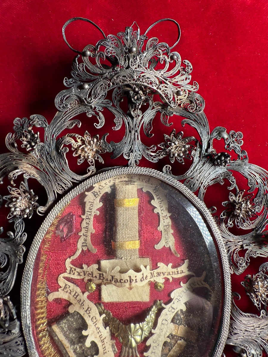 Silver Filigree Reliquary With Fragments Of The Robes Of Four Saints-photo-3