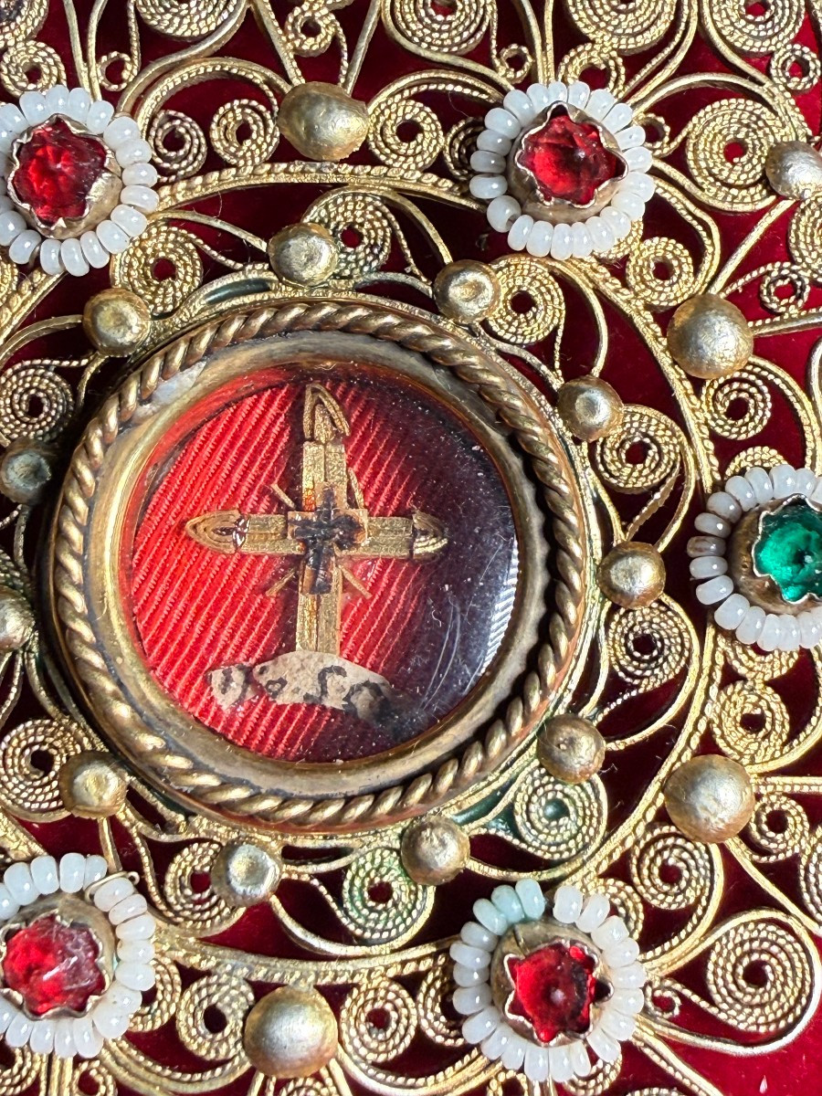 Reliquaire en filigrane d'argent de la Sainte Croix de Notre Seigneur Jésus-Christ. -photo-2