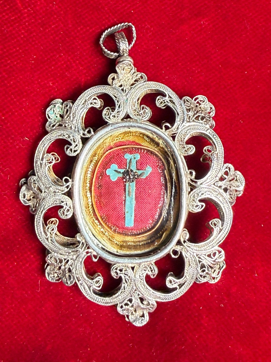 Reliquary Of The Holy Cross In A Filigree Silver Case 