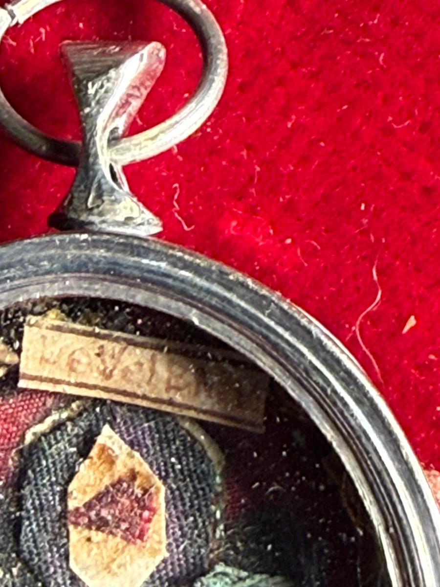 Silver Reliquary Of The Fragment Of The Veil Of The Blessed Virgin Mary. -photo-2