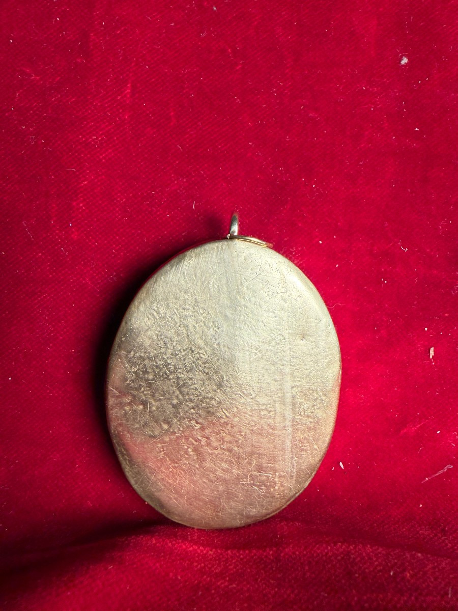 Reliquary In A Bronze Case With 8 Relics Including The Holy Cross Of Our Lord Jesus Christ. -photo-4