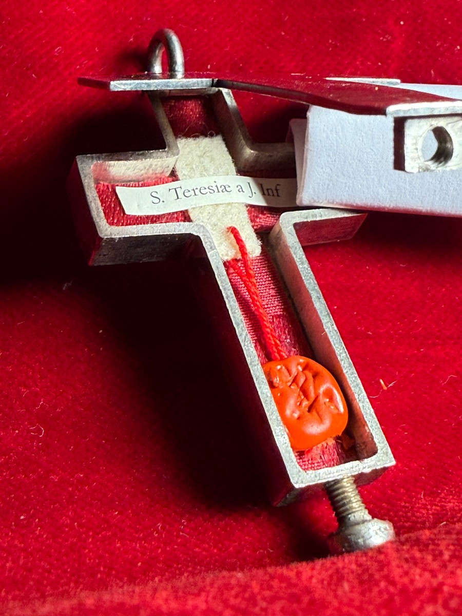 Silver Cross Reliquary Of St. Therese Of The Child Jesus -photo-2