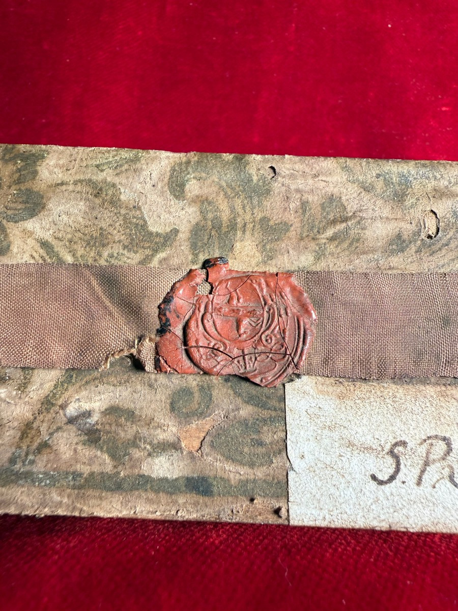 Coffret ancien orné contenant les reliques de saint Paulin, évêque d'Aquilée  -photo-2