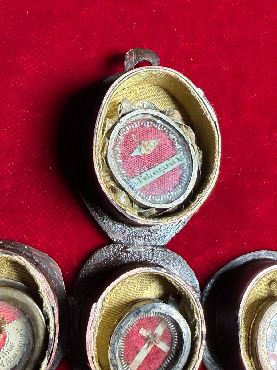 Porte-reliques contenant 5 reliques de saints variés  -photo-2