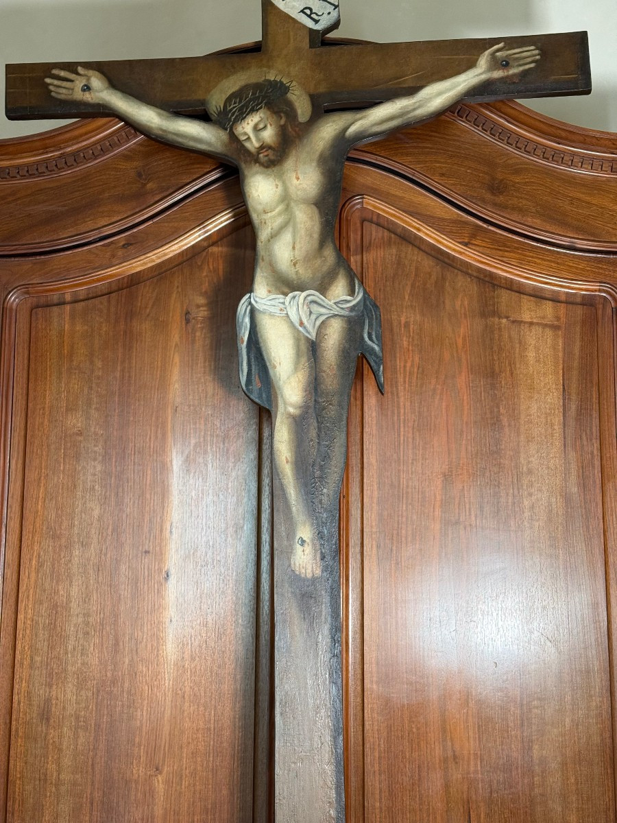 Crucifix en bois peint et sculpté, fin XVIIIe/début XIXe siècle, en parfait état.  -photo-4