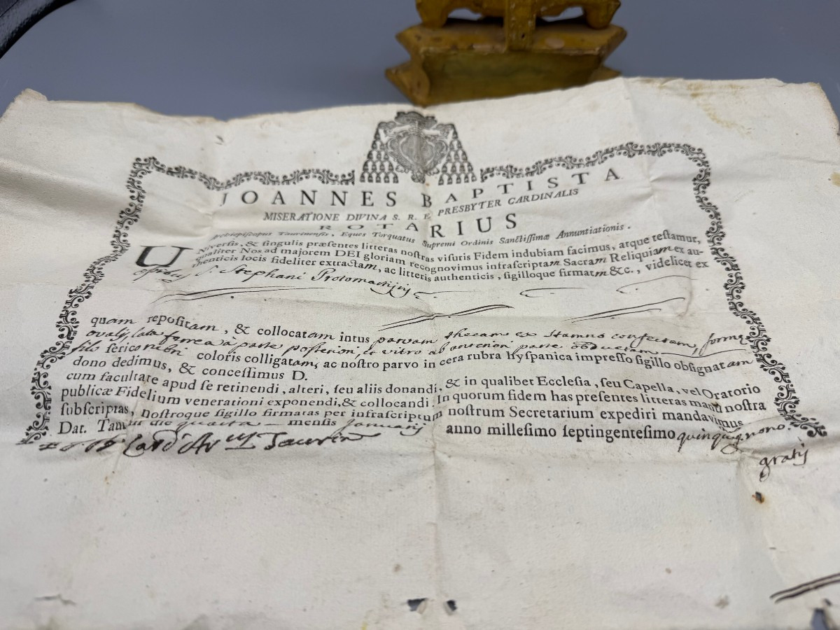 Reliquaire  contenant une relique de saint Étienne, premier martyr, avec certificat d'authentic-photo-2