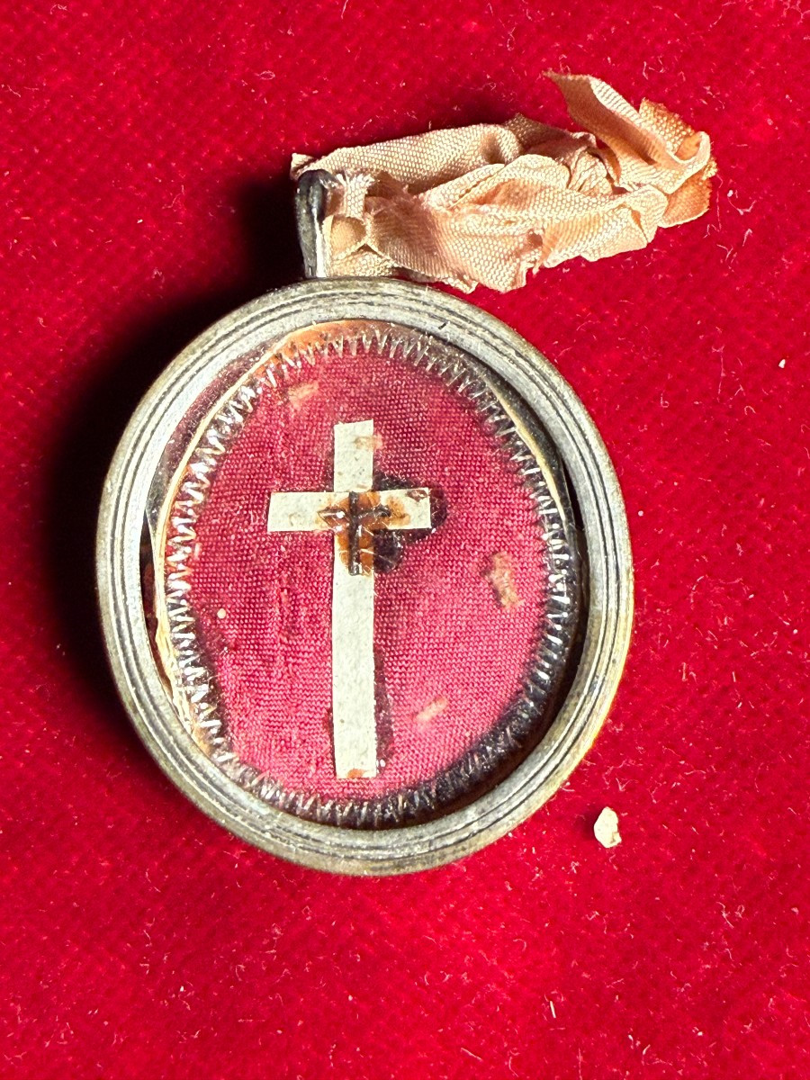 Oval Reliquary Of The Holy Cross Of Our Lady Of The Holy Cross