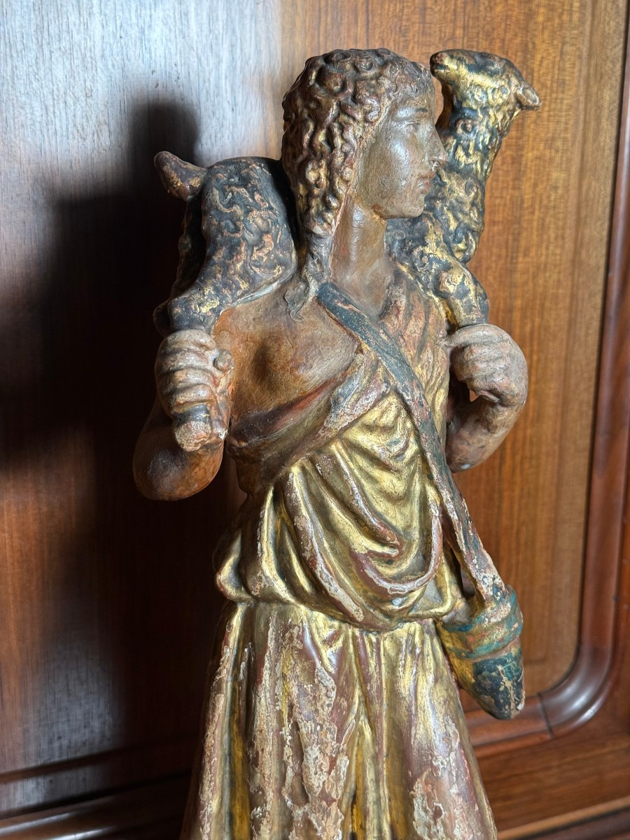 Statuette en terre cuite polychrome à dorure à l'or pur représentant le « Bon Pasteur »-photo-2