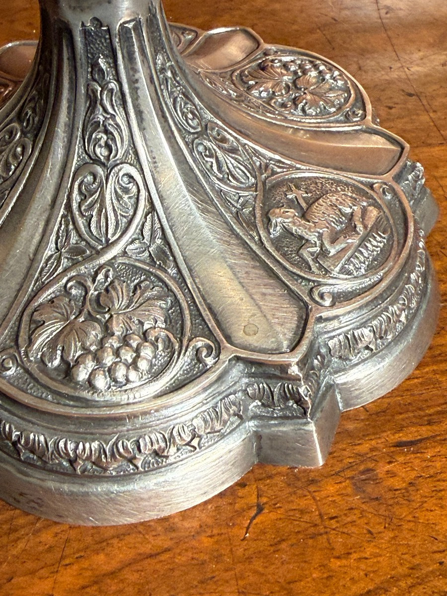 Gothic-style Embossed Silver Chalice With Its Paten, Early 20th Century -photo-3