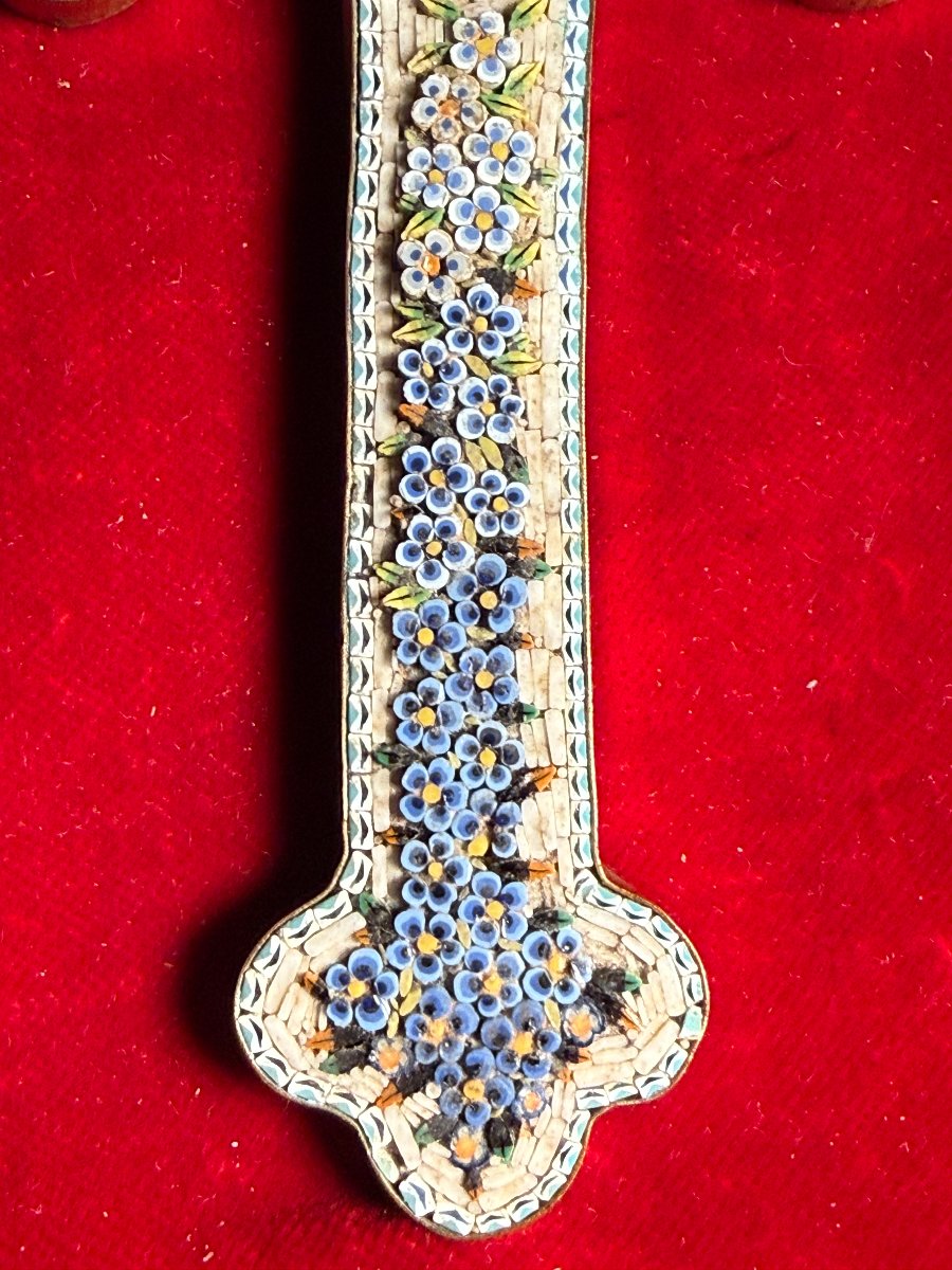 Croix pectorale stauroteque  en mosaïque  romaine avec relique de la Sainte Croix  -photo-3