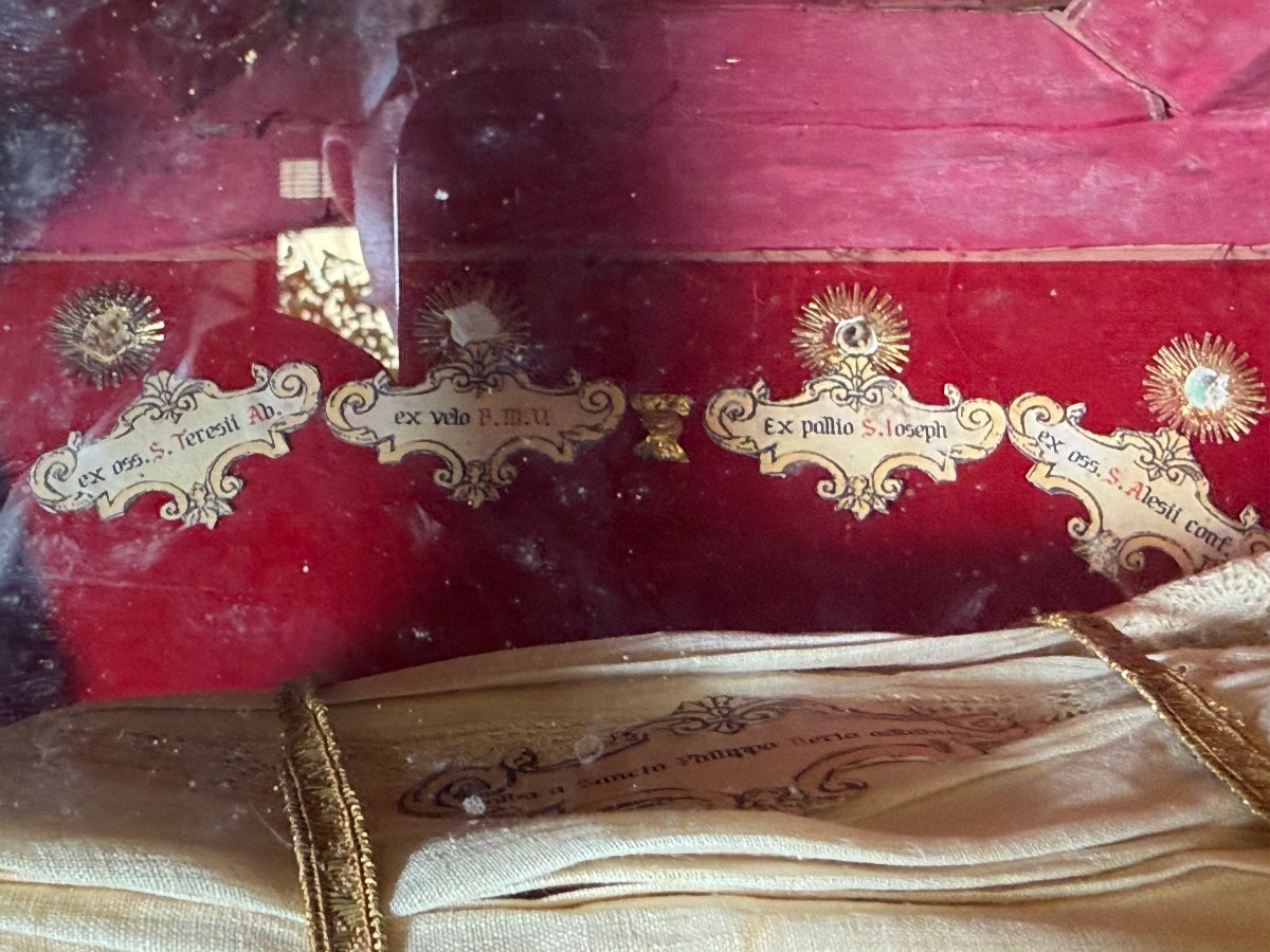 Urne contenant les reliques de S. Philippe Néri, Thérèse, d'Alexis, de la Vierge Marie, Joseph-photo-3
