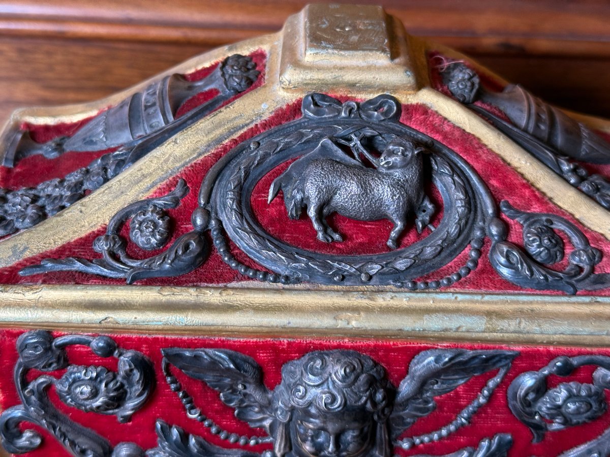 A Velvet-lined Wooden Box For The Grains Of The Paschal Candle, With Silver Inlays -photo-3