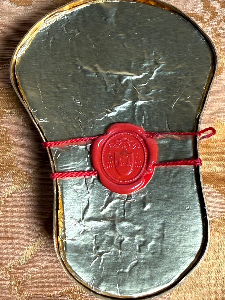 Reliquary Cases Containing Portions Of The Blood Of Our Lord Jesus Christ-photo-4