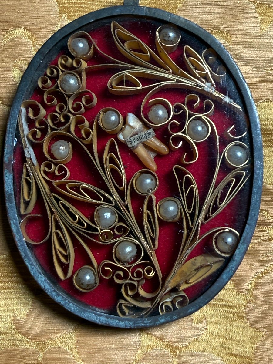 A Metal Reliquary Case Containing A Tooth Of Saint Basil 