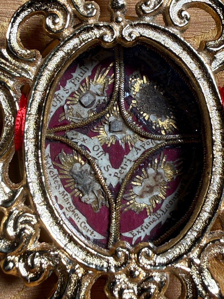 Display Case Containing The Relics Of St. Paul, St. Peter, Margaret Of Cort, Leonardo Da Porto Maur, And Magdalene De'-photo-2