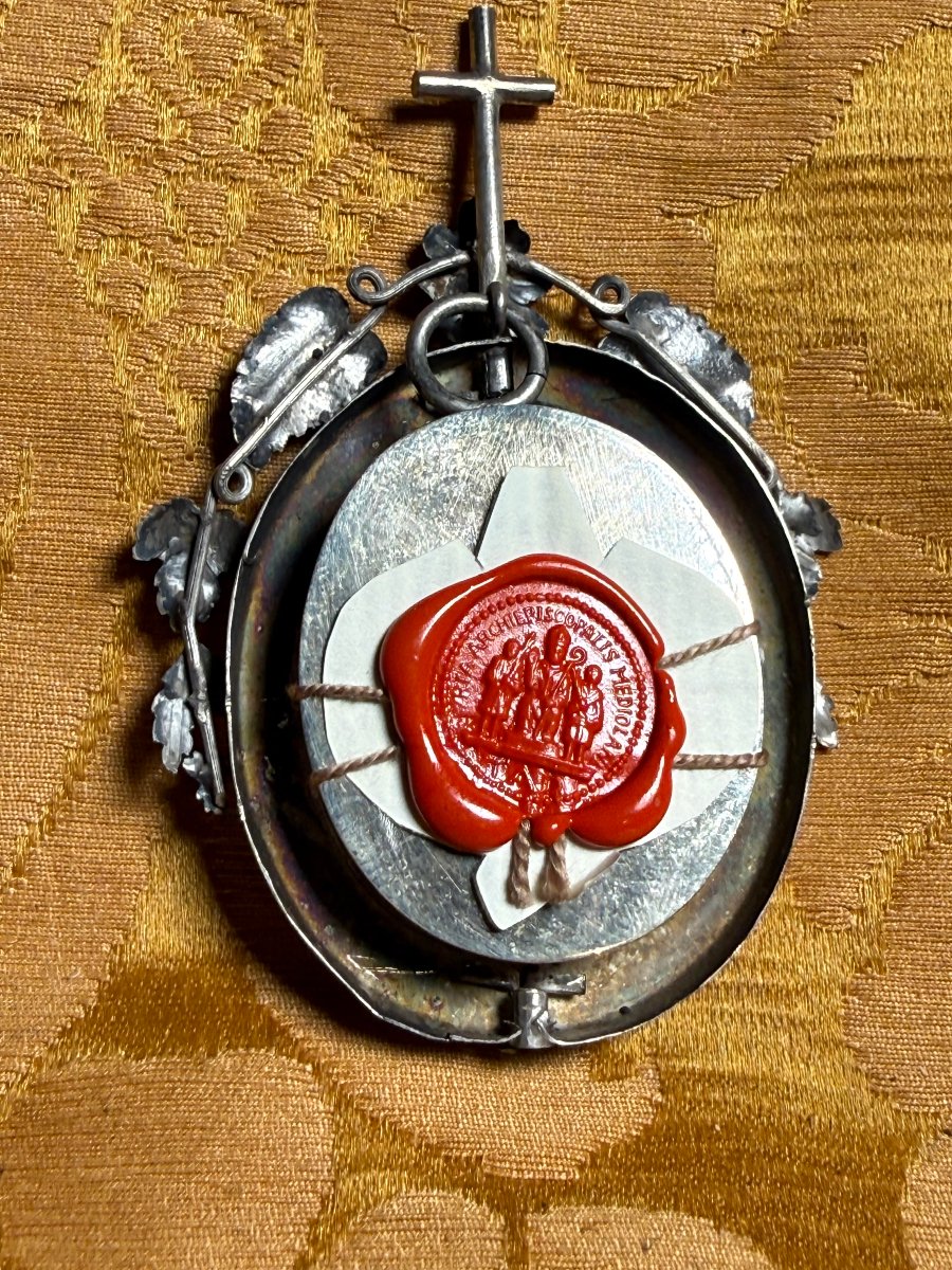 Filigrane d'argent orné d'un diamant contenant des reliques de saint Jean-Baptiste  -photo-3
