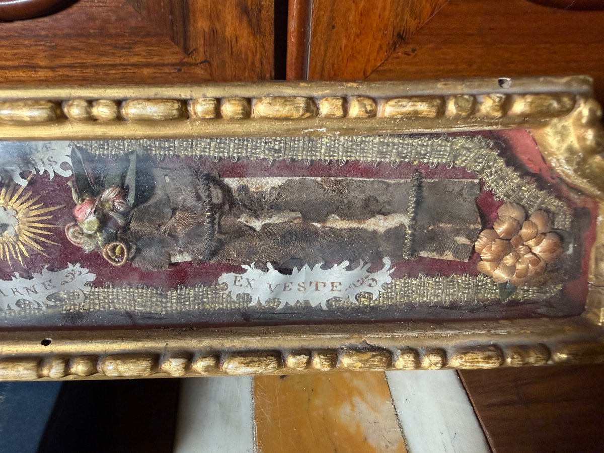 Reliquaire en bois sculpté et doré contenant les reliques de la bienheureuse Giovanna da Signa,-photo-3