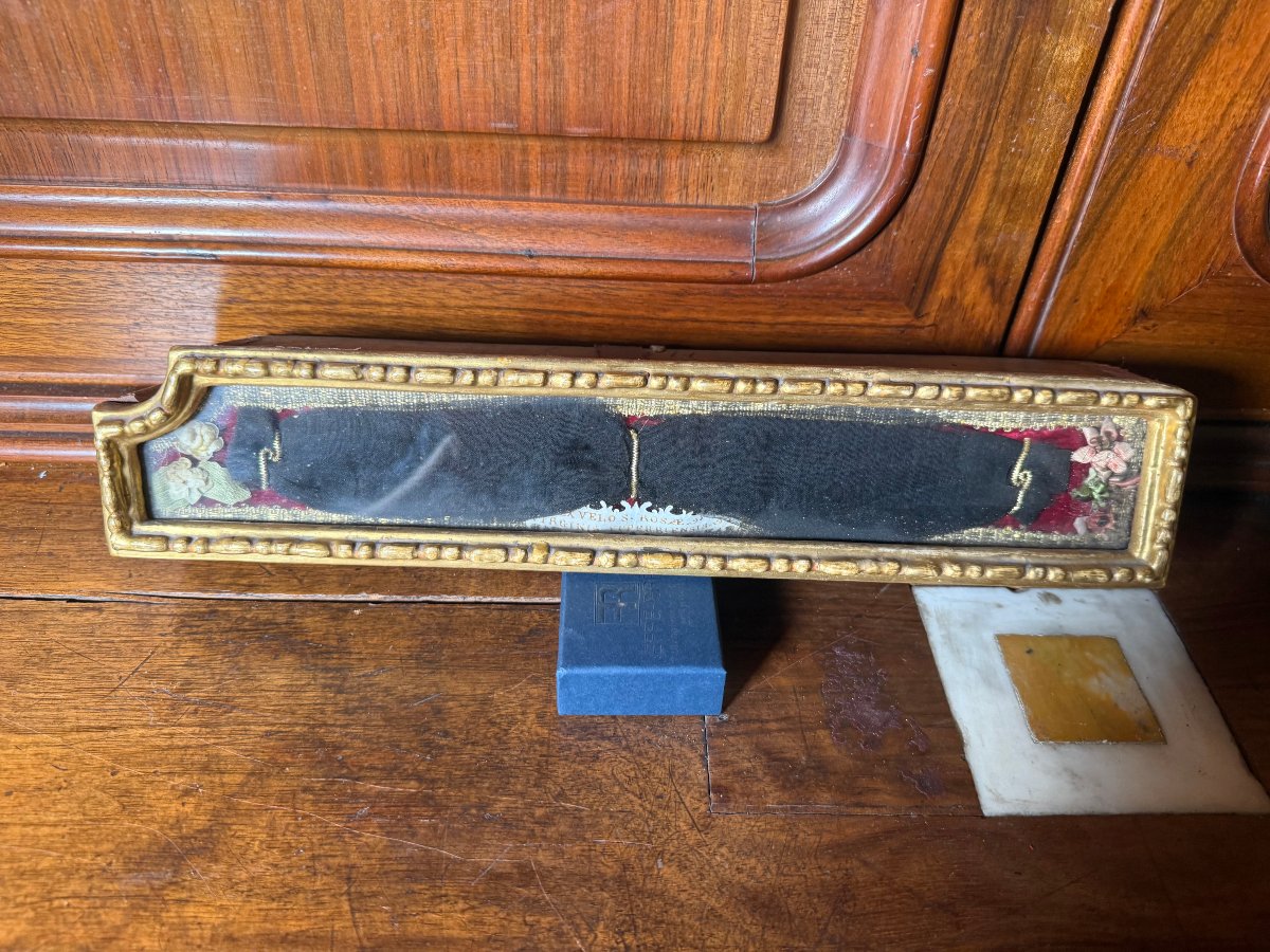 A Carved And Gilded Wooden Reliquary Containing Relics Of Blessed Rosa Da V