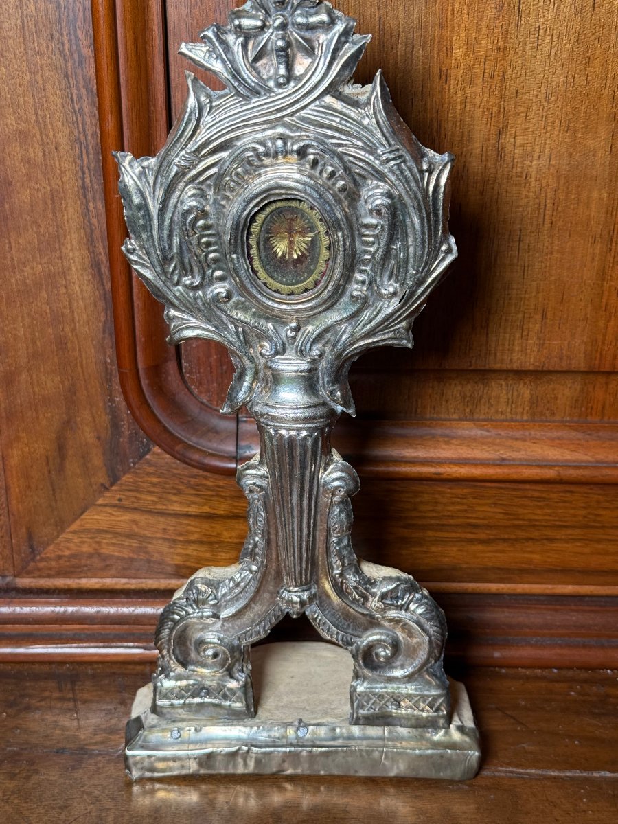 18th-century Reliquary Made Of Embossed Metal Foil Containing The Relic Of The Holy Cross Of Our Lord