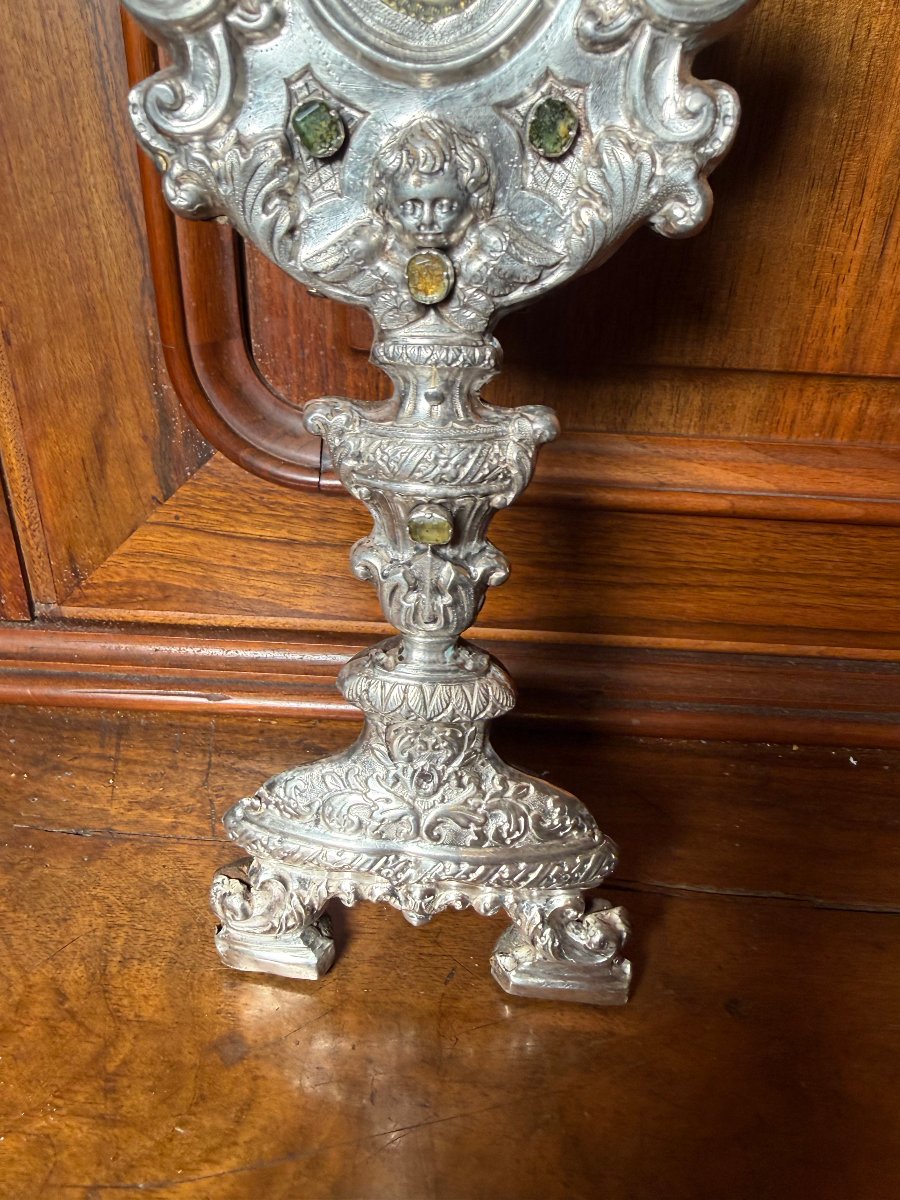 18th-century Reliquary Made Of Embossed Silver Leaf, Containing A Fragment Of The Holy Cross Of Our Lord-photo-3