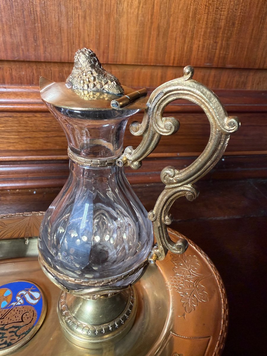 Paire de burettes en cristal taillé montés sur supports en bronze avec leur soucoupe-photo-4