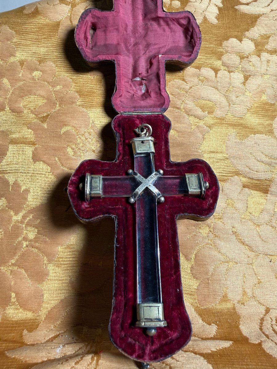 Croix pectorale en cristal de roche montée sur argent du XVIIe siècle