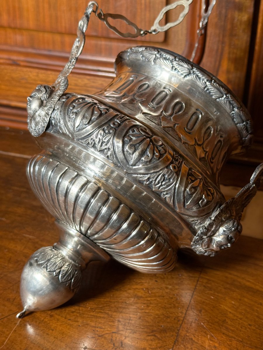 Lampe votive en argent du XVIIIe siècle.-photo-2