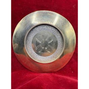 Patène française en argent ciselé et doré Diamètre 13,5 cm