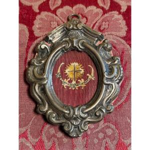 Embossed And Engraved Silver Reliquary Of The Holy Cross Of Our Lord Jesus Christ