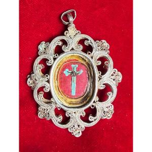 Reliquary Of The Holy Cross In A Filigree Silver Case 